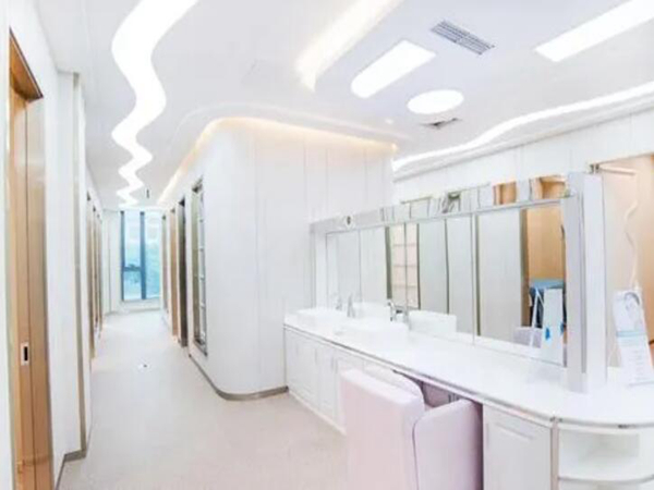 萊蕪潤(rùn)美醫(yī)療美容.jpg