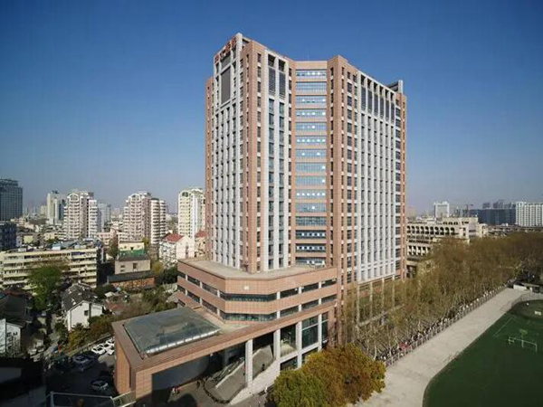 東南大學(xué)附屬中山醫(yī)院.jpg